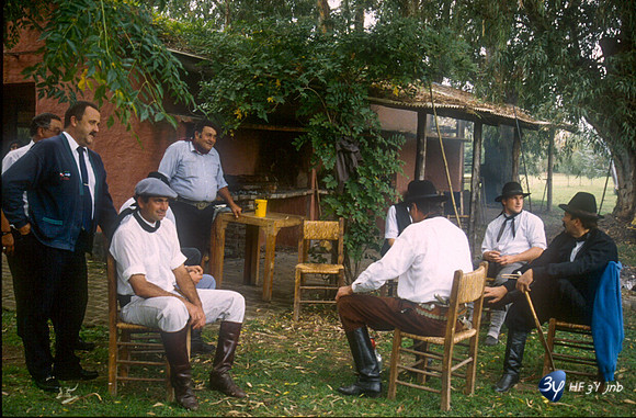20031115-argentine-ag56