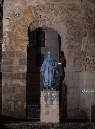 20221008-Cordoba-statue-nuit-espagne Z07_1097