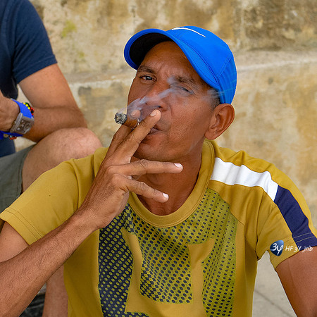 20221104-People-5-20180225-Havane-Cuba-personnage-danse-artisanat-_7D40511