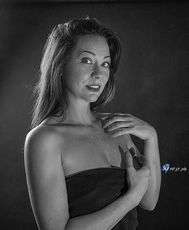 10122025-10122025-20251210-Corinne-Studio-P-Z9B_0487-2-2-Modifier-Modifier-Modifier