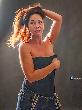 10122025-10122025-20251210-Corinne-Studio-P-Z9B_0505-2-2-Modifier-Modifier-2-Modifier