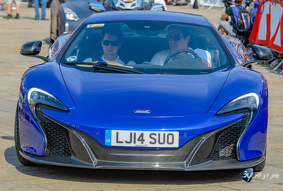 201406-24H du Mans-voiture-circuit_14I6007