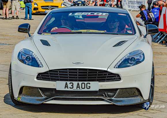 201406-24H du Mans-voiture-circuit_14I6012