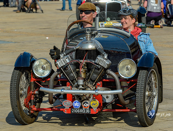 201406-24H du Mans-voiture-circuit_14I6064