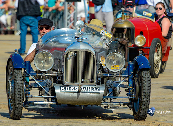 201406-24H du Mans-voiture-circuit_14I6066