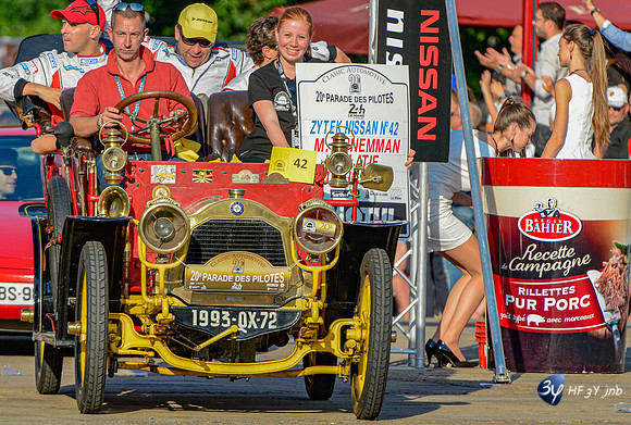 201406-24H du Mans-voiture-circuit_14I6386