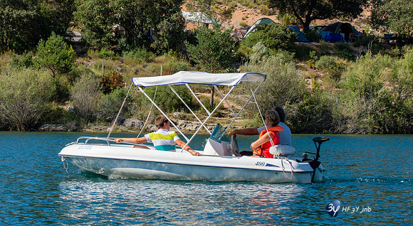 20120816-Verdon-lac-kayac-pedalo-riviere-embarcadere-_JNB3206