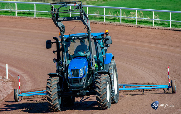 20170326-tracteur-hippodrome-chatelaillon_6D49791_7142