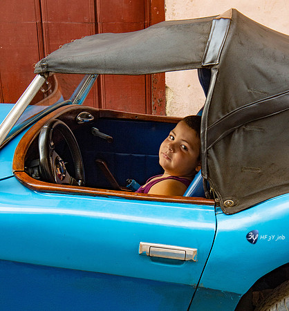 20180213-voiture-ancienne-Cuba-Havane-enfant_7D48942