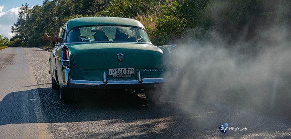 20180218-Voiture-fumée-cuba-polution_7D49739