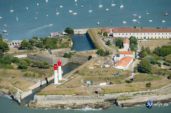 20151025_hélicoptere_boyard_angoulins_HF32287