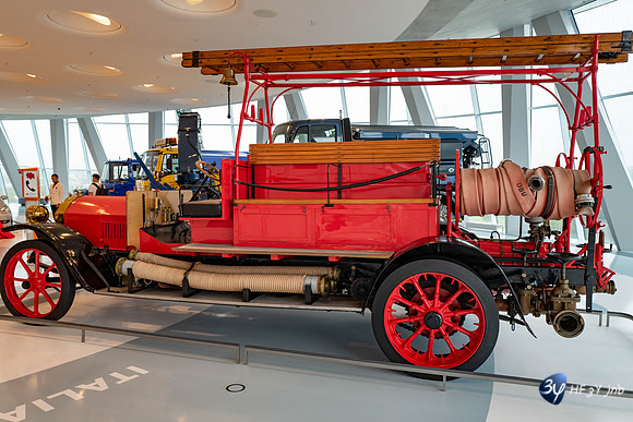 20190927-Allemagne-Stuttgart-Mercedes-L1100484