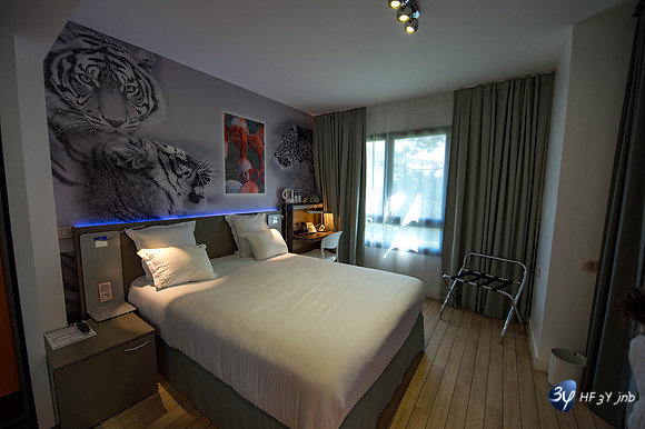 20120731-hotel-LR-design-rochelle-_JNB1251