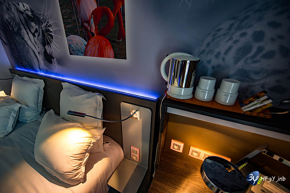 20120731-hotel-LR-design-rochelle-_JNB1264