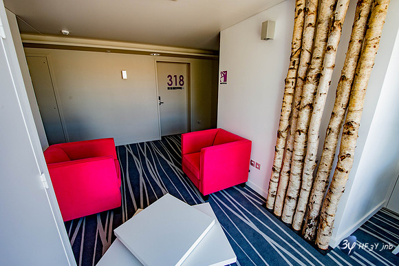 20120731-hotel-LR-design-rochelle-_JNB1290