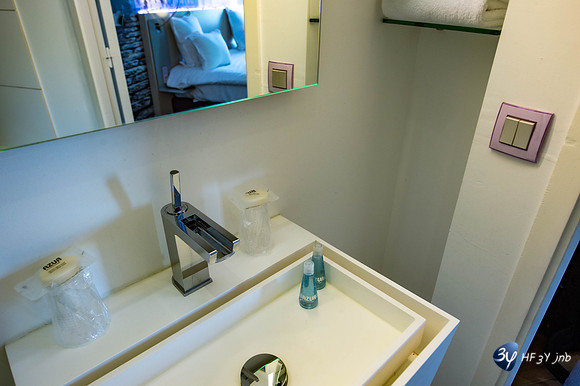 20120731-hotel-LR-design-rochelle-_JNB1305