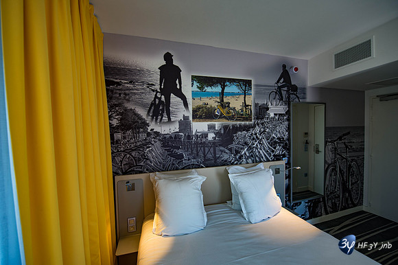 20120731-hotel-LR-design-rochelle-_JNB1325