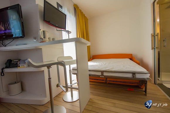 20120731-hotel-LR-design-rochelle-_JNB1366