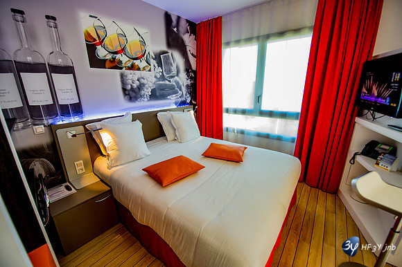 20120731-hotel-LR-design-rochelle-_JNB1367