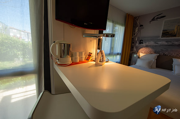 20120731-hotel-LR-design-rochelle-_JNB1387
