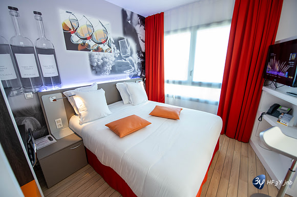 20120731-hotel-LR-design-rochelle-_JNB1367-2
