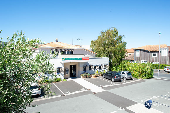 20120731-hotel-LR-design-rochelle-_JNB1331