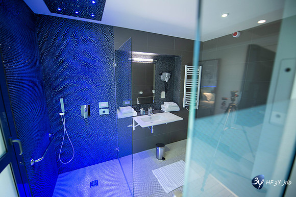 20120731-hotel-LR-design-rochelle-_JNB1255-2