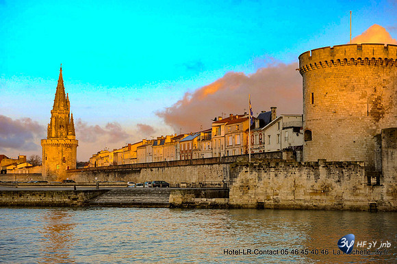 Hotel-LR_La_Rochelle_3y.fr_Les-remparts-de-La-Rochelle